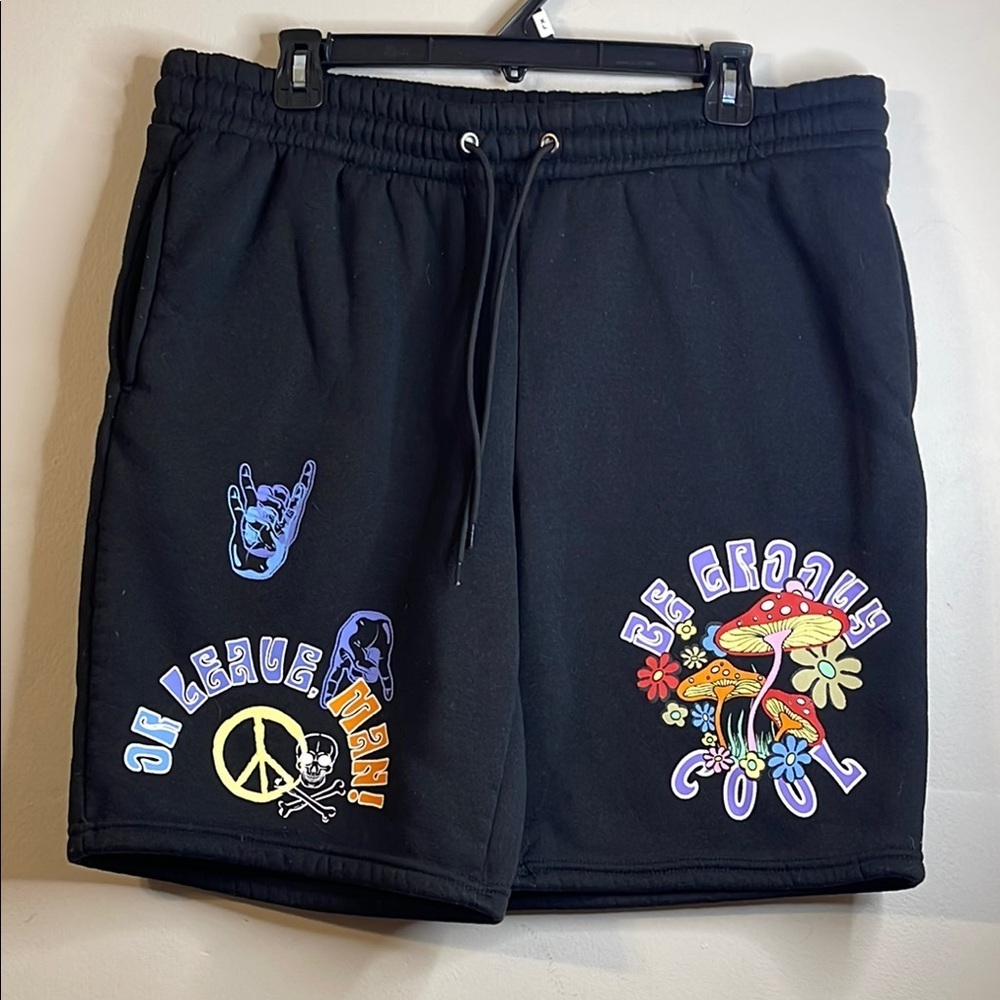 EUC Members Only Black Athletic Shorts with Vibrant Graphics #131